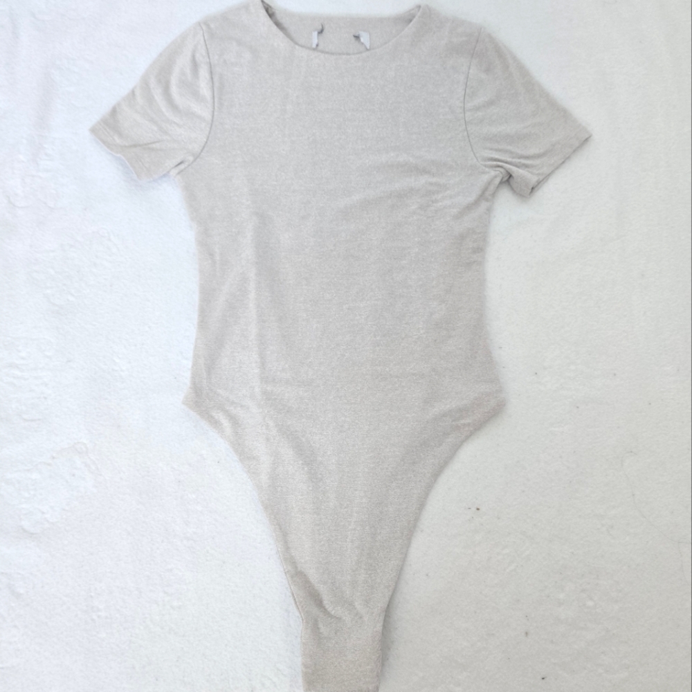 XXS Aritzia Babaton Contour Bodysuit